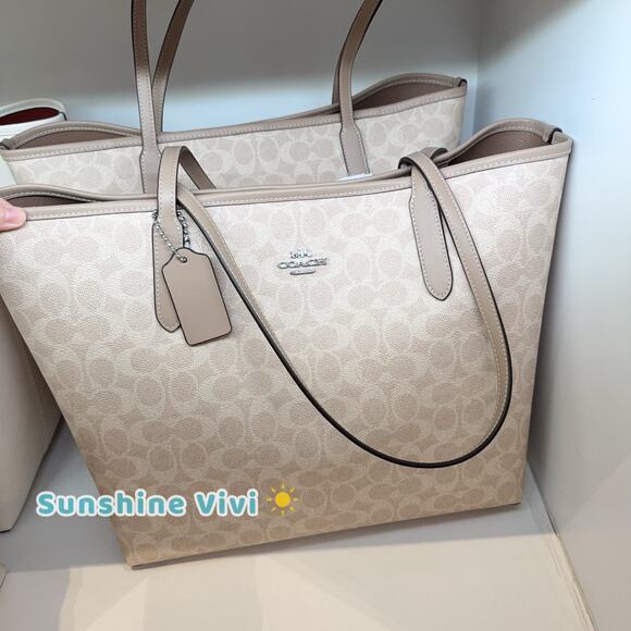 NWT Coach City Tote Bag In Signature Canvas CV976 /Silver/Sand/Taupe